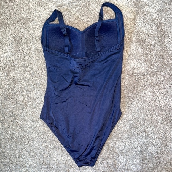 Bondeye Swim Navy Blue Eco Essentials Twist Front Multifit One Piece Size 6 - Picture 8 of 8